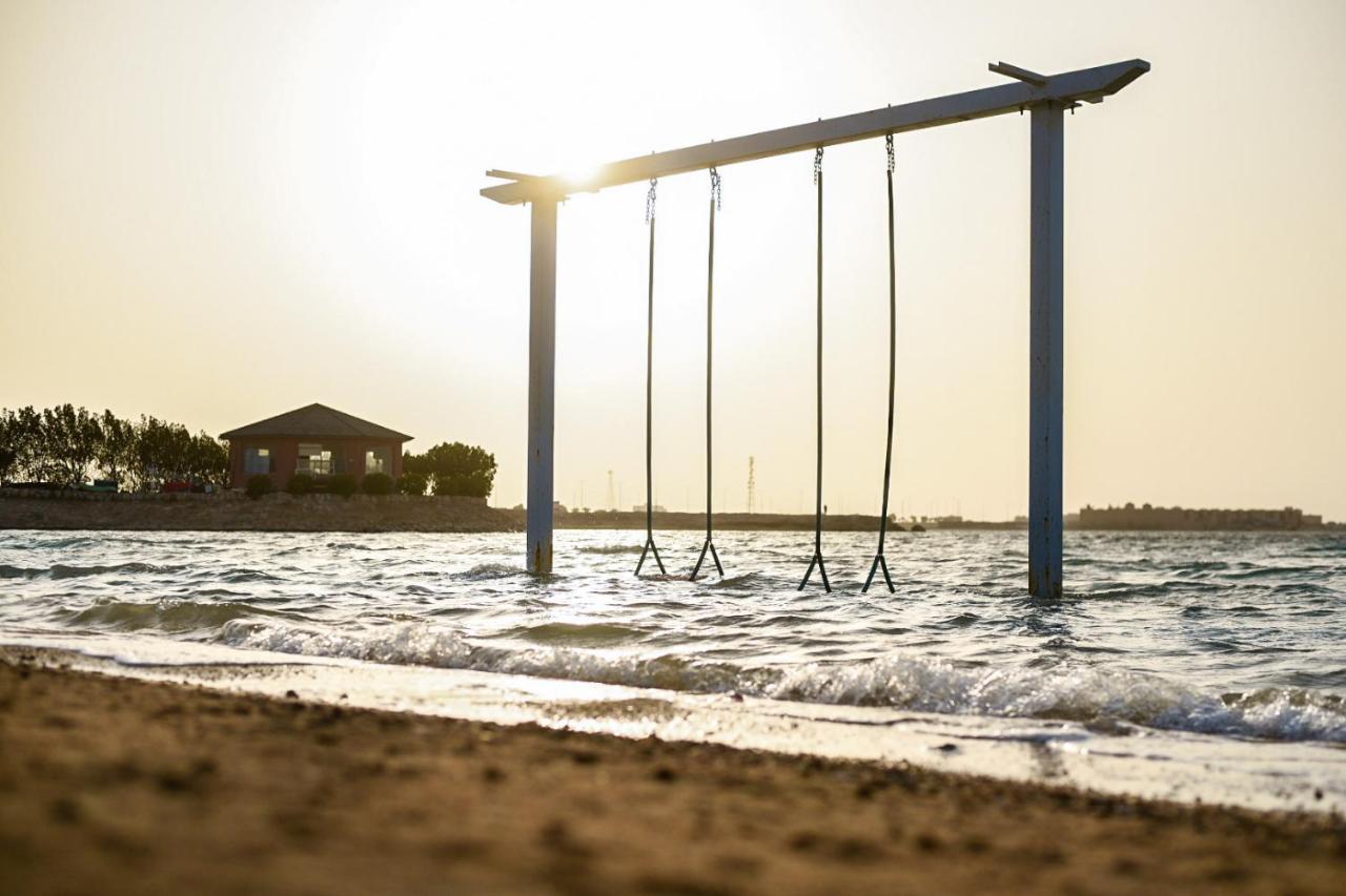 Hotel & Resort Golden Marina Janbu Zewnętrze zdjęcie