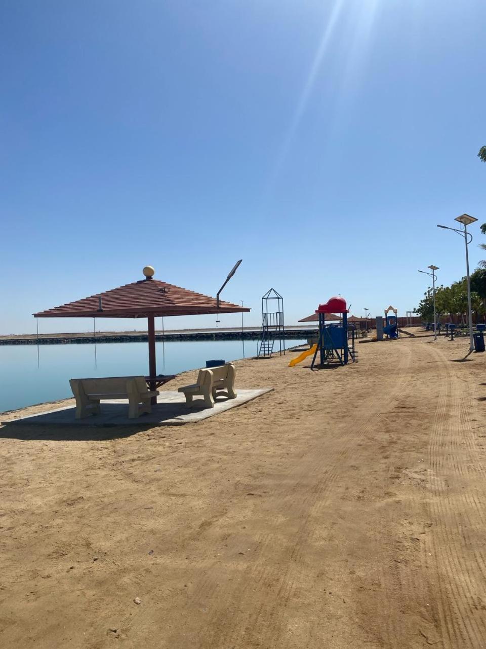Hotel & Resort Golden Marina Janbu Zewnętrze zdjęcie
